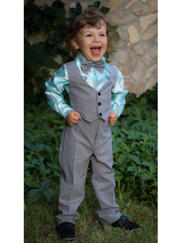 Официален костюм в сиво от 4 части от риза, елек, панталон и папийонка