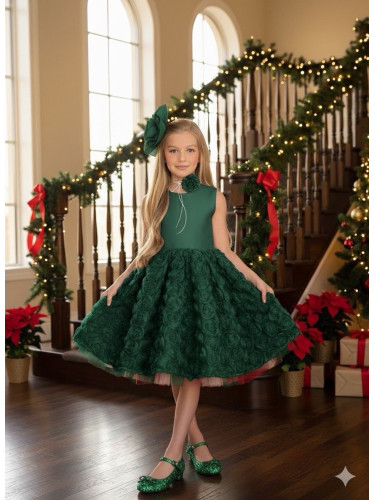 Официална коледна детска рокля в зелено с 3D цветя, фиба с цвете и акс