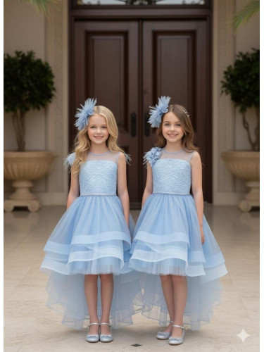 Официална детска рокля в светлосиньо с шлейф Шантал с аксесоар за кос