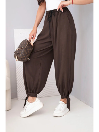 Kesi Włoski Women's wide-leg trousers with ties at the bottom brown