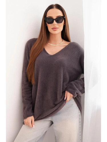 Kesi Włoski Women's sweater with wool and V-neck brown