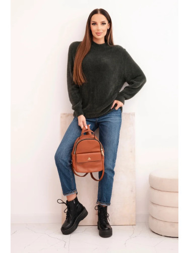 Kesi Włoski Women's sweater with a soft texture made of wool and long sleeves khaki