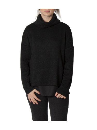 Черен пуловер с висока яка Sandro Ferrone