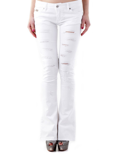 Бели дънки тип „бойфренд“ с разкъсан ефект