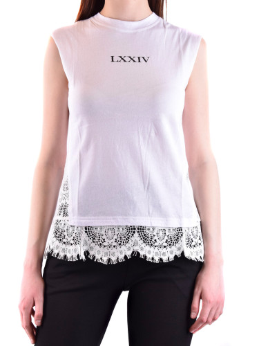 Бял дамски топ с дантела