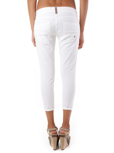 Бели дънки slim fit