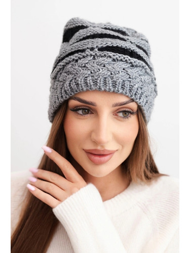 Дамска зимна шапка Kesi, изработена от вълна