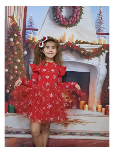 Ватирана детска коледна рокля Магда в червено на бели снежинки с тюл