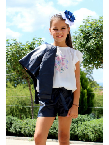 Детски комплект от късо кожено яке, къси панталони и блузка 