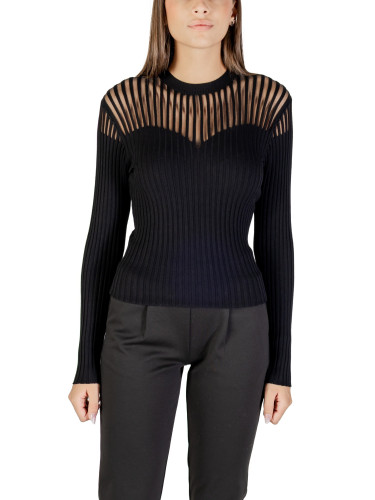 Черен пуловер с полупрозрачни детайли