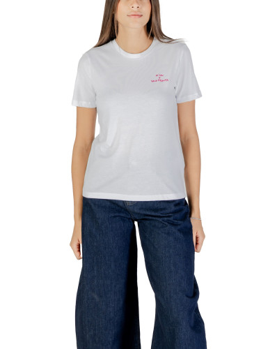 Само бяла тениска с къс ръкав