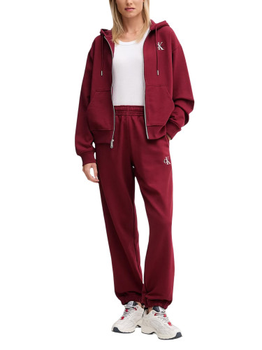 Анцуг Calvin Klein