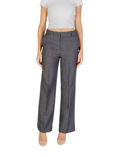 Елегантни дамски панталони Only