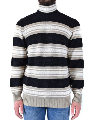 Мъжка раирана поло яка