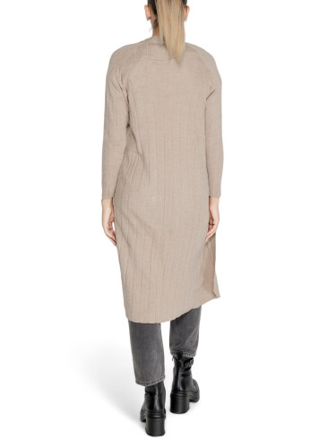 Само дълъг кардиган