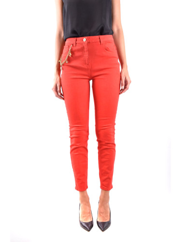 Червени панталони на Елизабета Франки