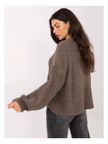 Дамски пуловер в тъмнобежово