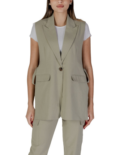 Б.жилетка за млади жени