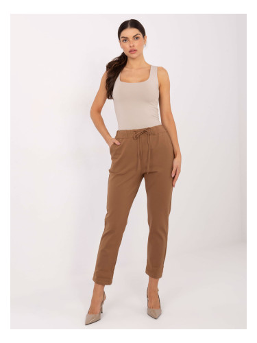 Обикновени панталони с камила