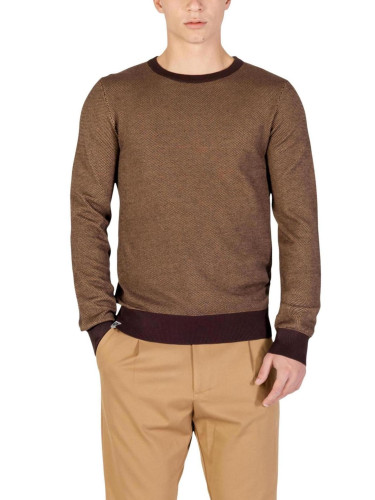 Мъжки кафяв пуловер с кръгло деколте