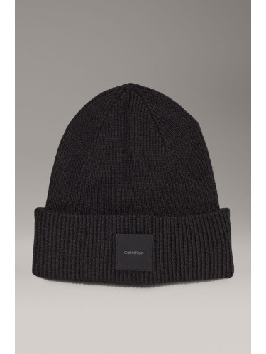 Шапка от органичен памук Calvin Klein