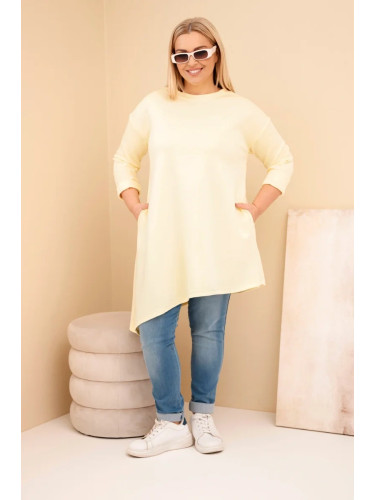 Kesi Włoski Plus Size women's dress made of viscose with a loose fit and long sleeves yellow