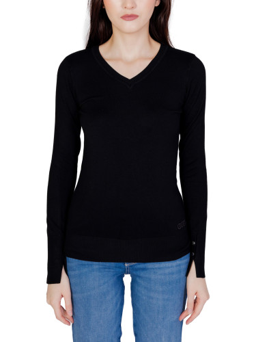 Черен пуловер с V-образно деколте
