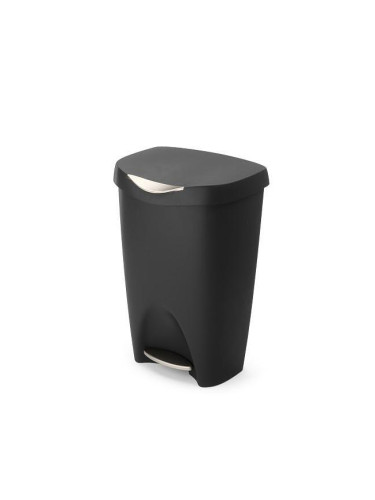 Кош за отпадъци UMBRA BRIM с педал (50 л) - черен с никел