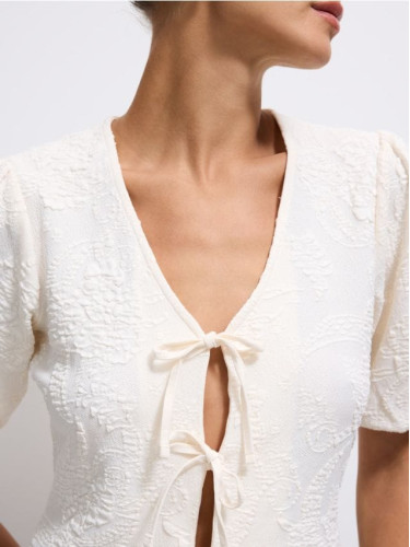Mohito - Блуза с детайл възел - кремaво