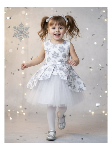 Детска коледна рокля в бяло на сиви снежинки с тюл в бяло и коланче в
