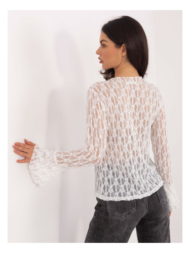 Бяла дантелена блуза