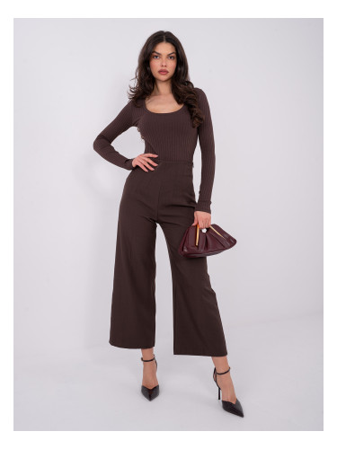 Тъмнокафяви оребрени бодита