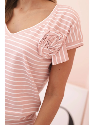 Дамски раиран топ с V-образно деколте