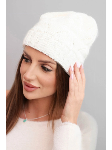 Дамска зимна шапка с дантелен модел Kesi K427 екрю