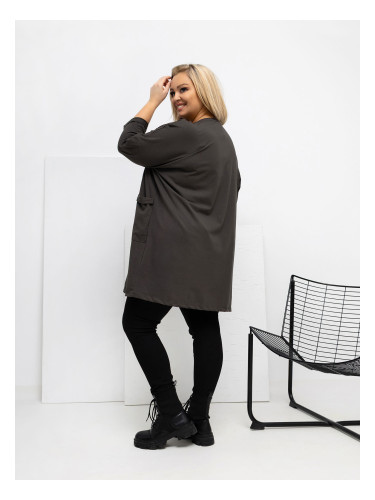 Блуза с големи размери в тъмен каки цвят