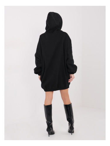 Черна рокля с качулка