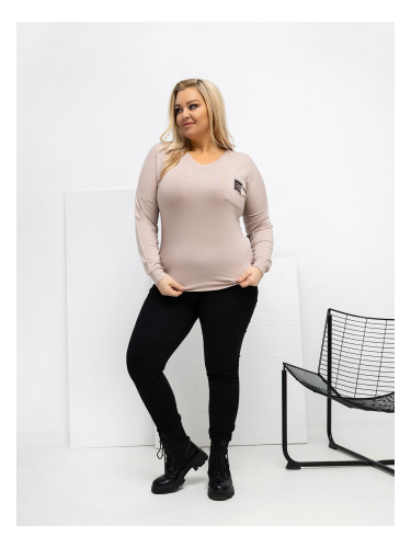 Бежова блуза с дълги ръкави и големи размери