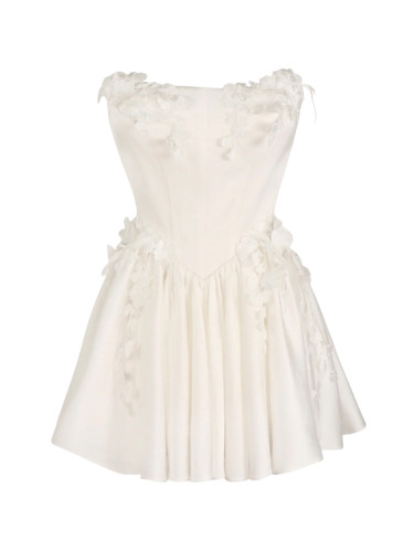 Рокля WHITE 3D FLOWERS