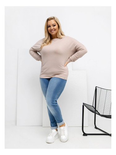 Бежова блуза с големи размери