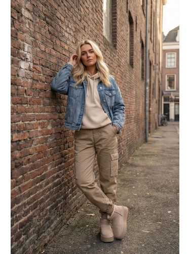 Дамски снежни ботуши от естествен велур в бежов цвят Mairene