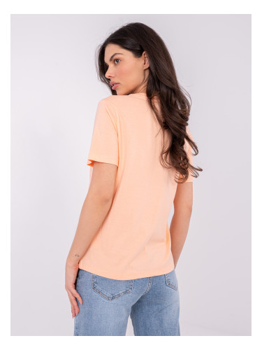 Дамска тениска в прасковен цвят