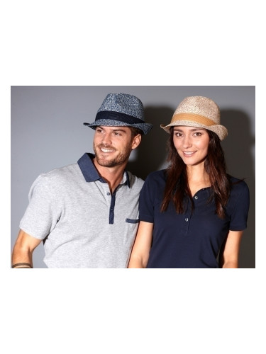 Лятна шапка с периферия