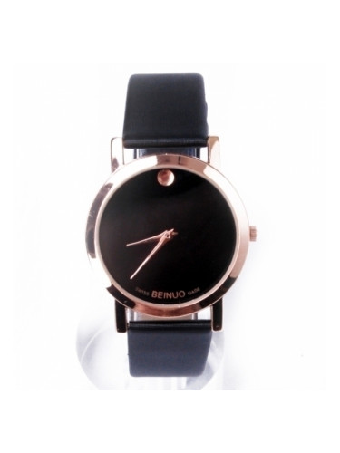 Стилен черен часовник с черен циферблат