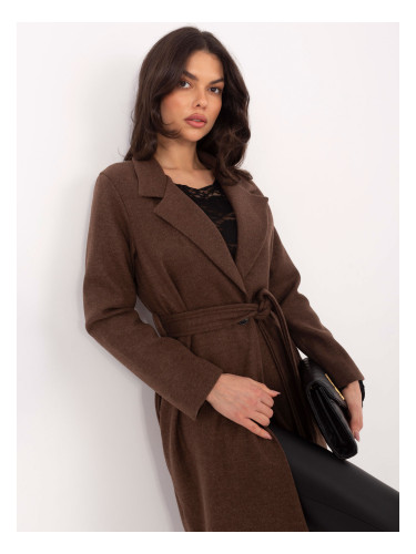 Кафяво палто с колан
