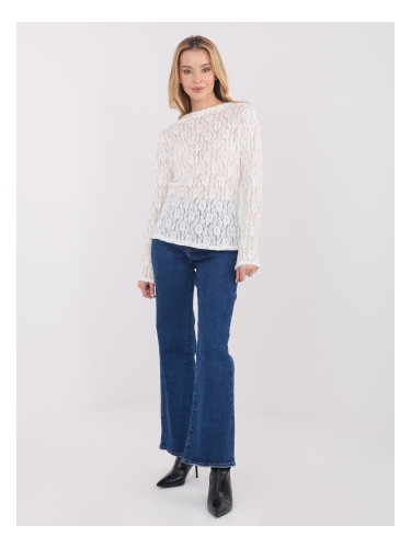 Бяла дантелена блуза