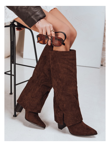 Кафяви велурени ботуши