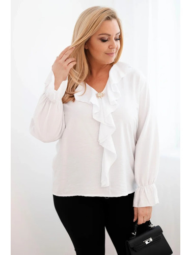 Kesi Plus Size women's viscose blouse with frill and decorative brooch white