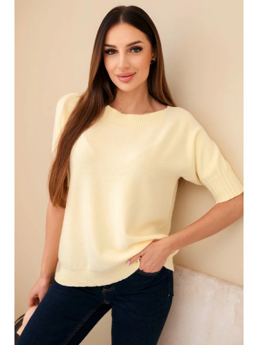 Жълт вискозен пуловер с къс ръкав