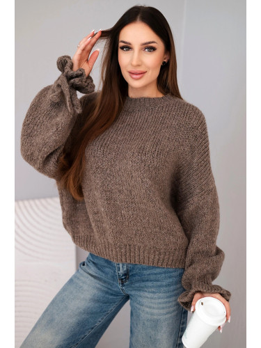 Дамски пуловер от мохер с декоративни ръкави