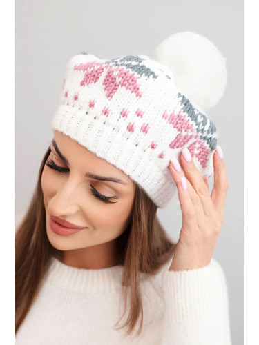 Дамска зимна шапка с мотив на снежинка и помпон